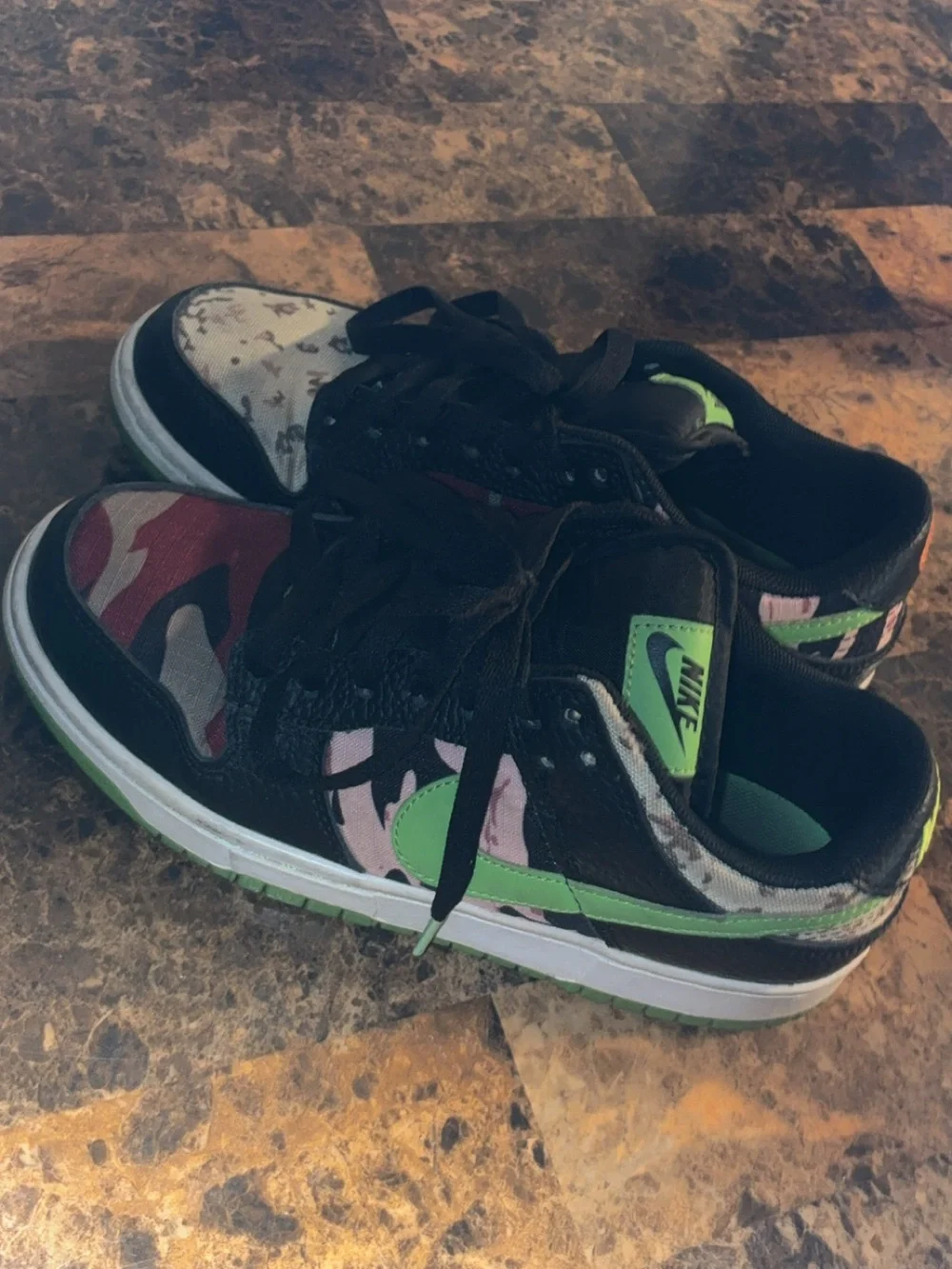 Nike Kids Low-Top Camo Sneakers in Black, Green, Pink & Red